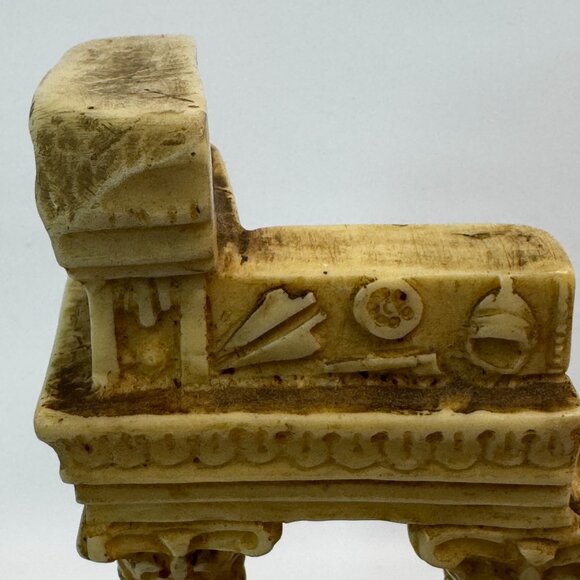 Temple of Vespasian Italian Column Statue Resin Marble base made in Italy - Picture 14 of 15